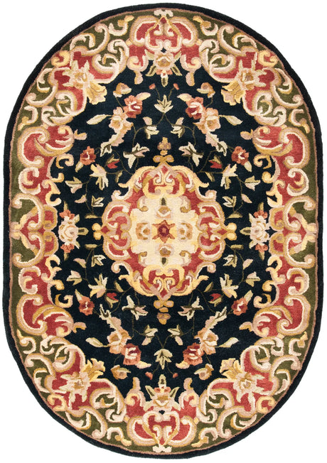 Safavieh Classic 4'-6" x 6'-6" Rug in Black / Green