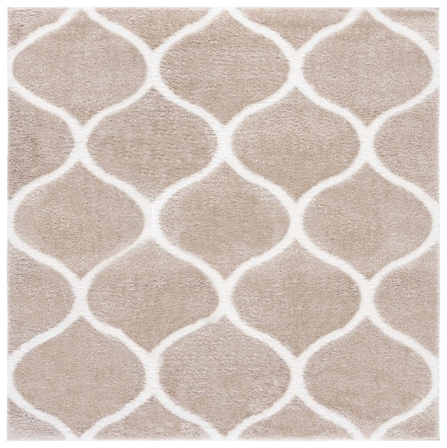 Safavieh Tahoe Shag 6'-7" x 6'-7" Rug in Beige / White