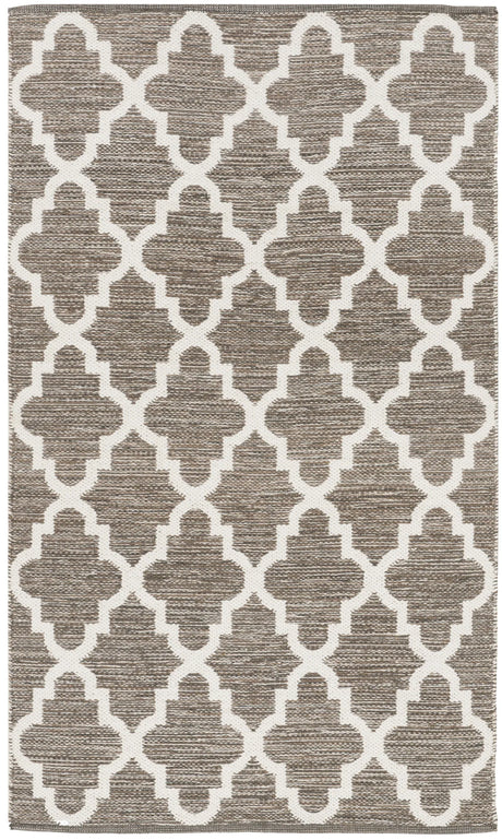 Safavieh Montauk 3'-0" x 5'-0" Rug in Beige / Ivory