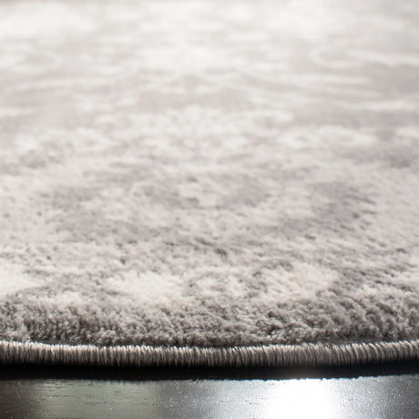 Safavieh Brentwood 5'-0" x 5'-0" Rug in Cream / Grey