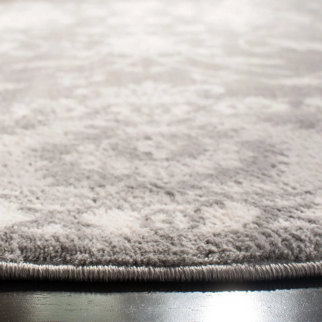 Safavieh Brentwood 5'-0" x 5'-0" Rug in Cream / Grey