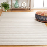 Safavieh Kilim 4'-0" x 6'-0" Rug in Grey / Ivory