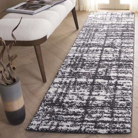 Safavieh Rumi Shag 2'-2" x 8'-0" Rug in Charcoal / Ivory