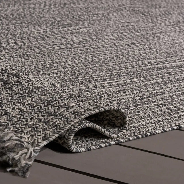 Safavieh Braided 300 5'-0" x 8'-0" Rug in Grey / Ivory