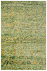 Safavieh Bohemian 4'-0" x 6'-0" Rug in Green / Gold