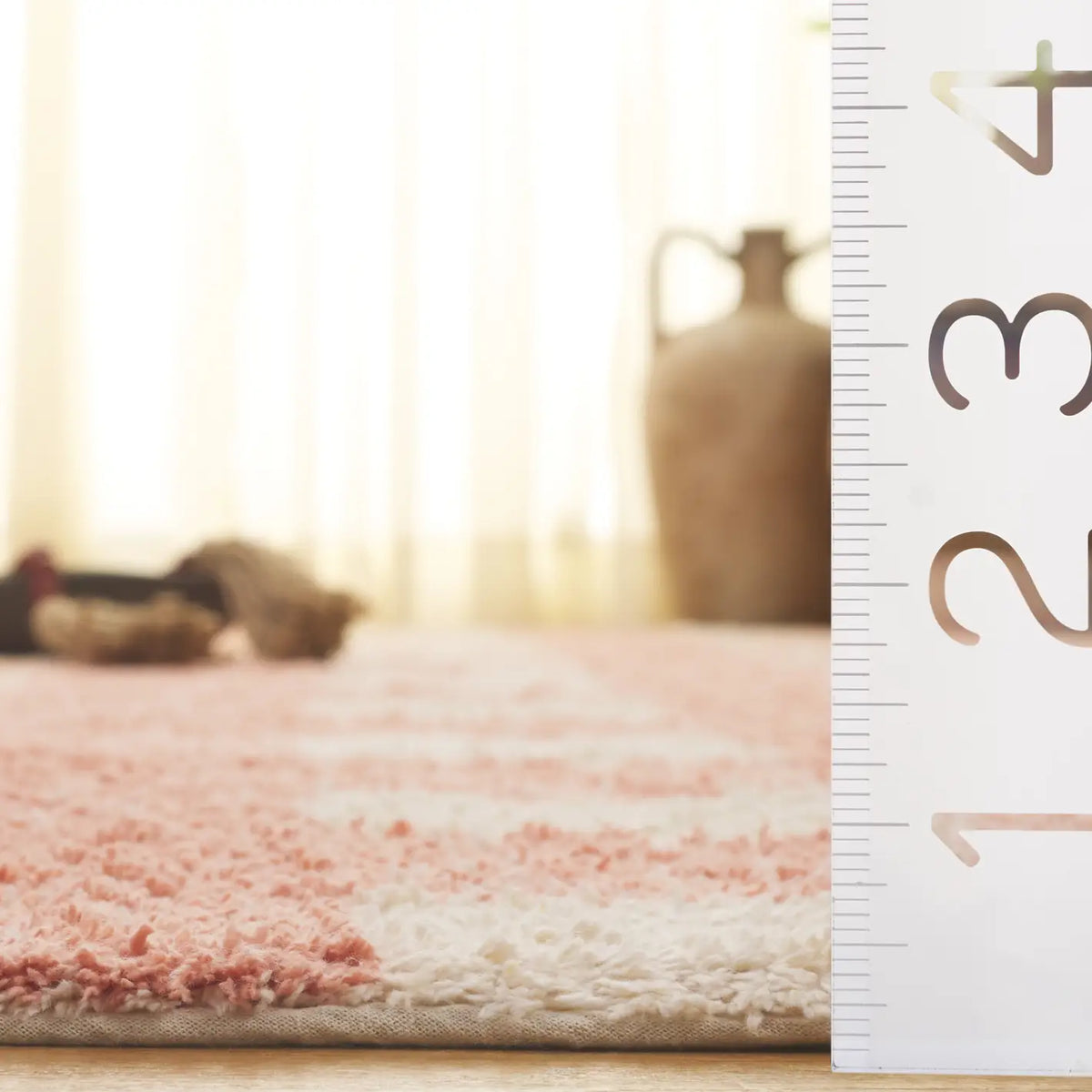 Safavieh Easy Care 4'-0" x 6'-0" Rug in Ivory / Rust