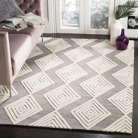 Safavieh Blossom 5'-0" x 8'-0" Rug in Dark Grey / Ivory