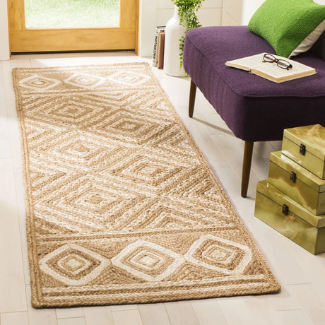 Safavieh Natural Fiber 2'-6" x 10'-0" Rug in Natural / Ivory