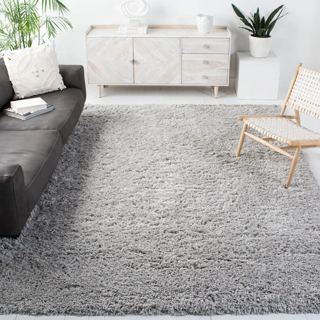 Safavieh Polar Shag 10'-0" x 14'-0" Rug in Silver