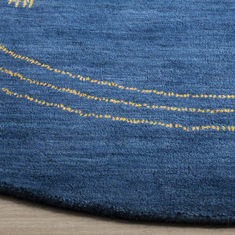 Safavieh Himalaya 6'-0" x 6'-0" Rug in Blue / Multi
