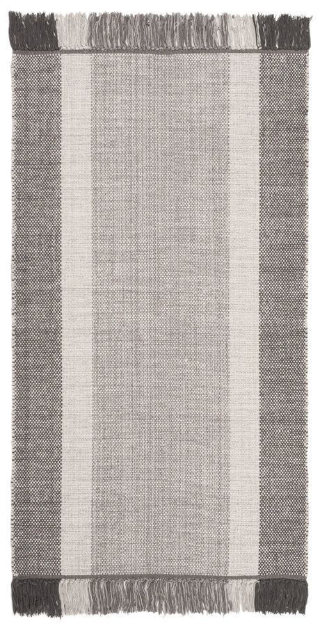 Safavieh Montauk 2'-0" x 3'-0" Rug in Ivory / Grey