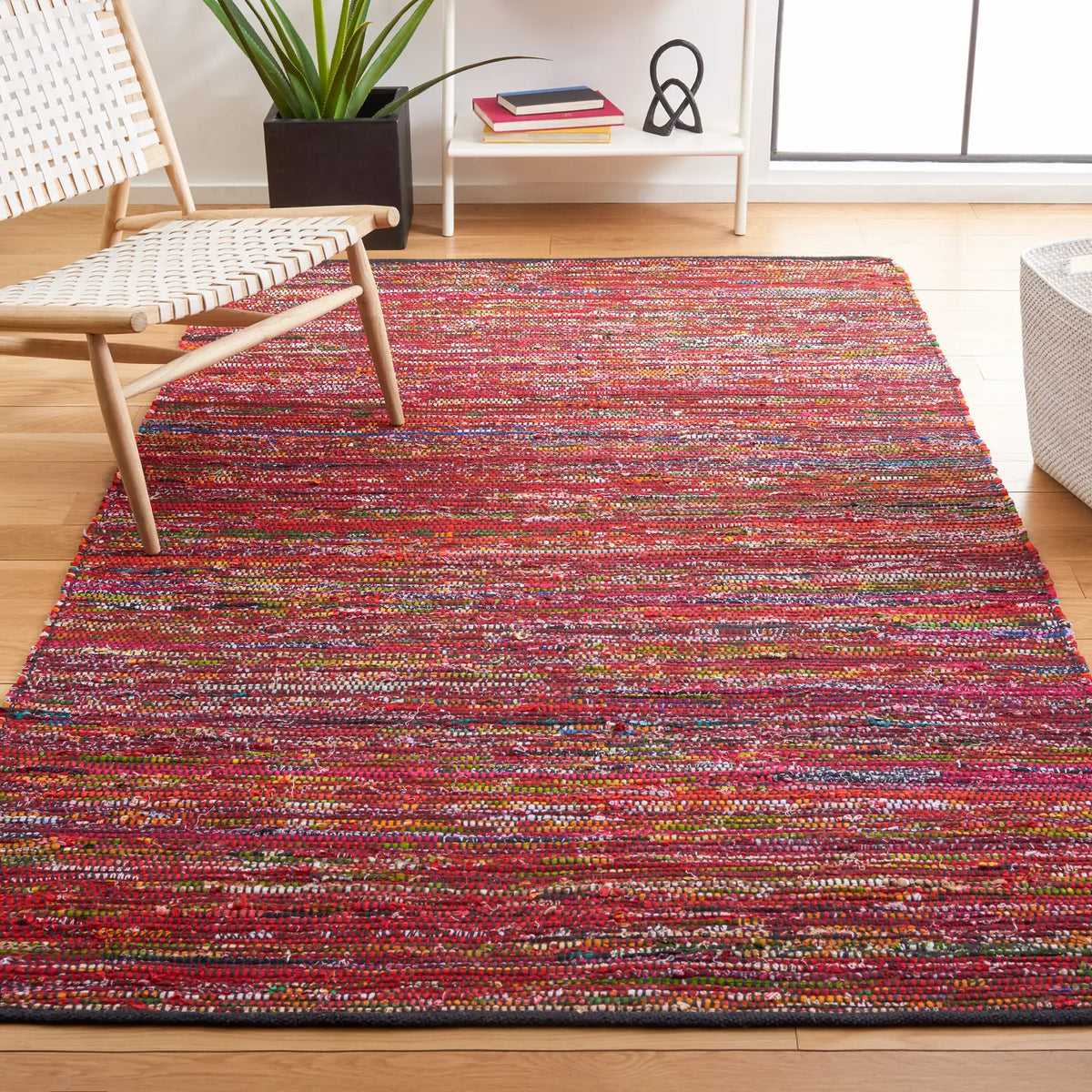 Safavieh Rag Rug 4'-0" x 6'-0" Rug in Fuchsia / Black