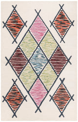 Safavieh Kenya 6'-0" x 9'-0" Rug in Ivory / Multi