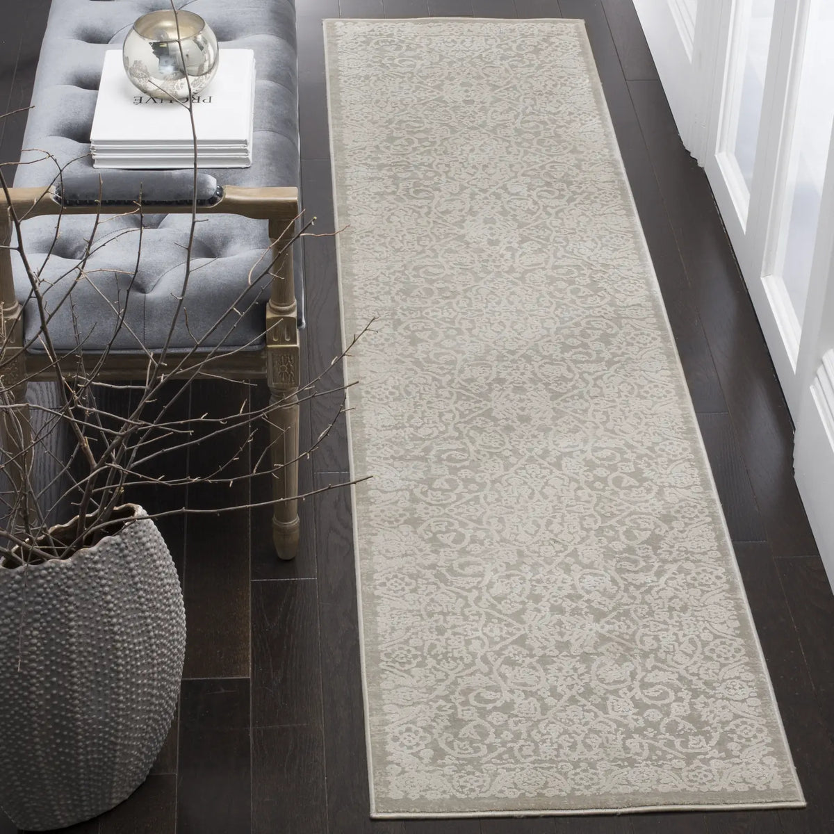 Safavieh Princeton 2'-0" x 10'-0" Rug in Grey / Beige