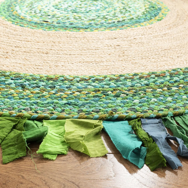 Safavieh Cape Cod 5'-0" x 5'-0" Rug in Green / Natural