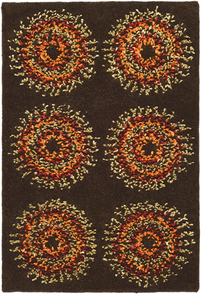Safavieh Soho 2'-0" x 3'-0" Rug in Brown / Gold
