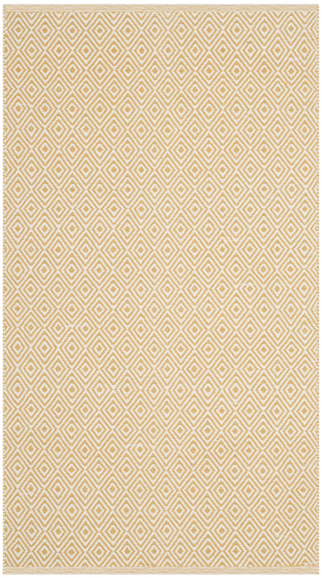 Safavieh Montauk 2'-6" x 4'-0" Rug in Ivory / Gold