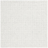 Safavieh Micro-Loop 5'-0" x 5'-0" Rug in Ivory / Grey