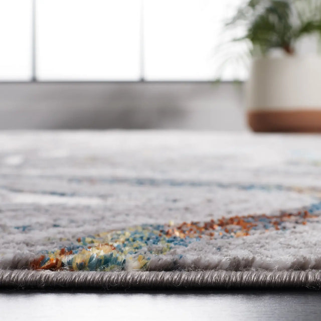 Safavieh Amelia 4'-5" x 6'-5" Rug in Grey / Blue Gold