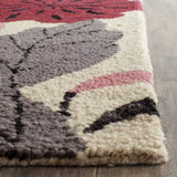 Safavieh Martha Stewart 4'-0" x 6'-0" Rug in Ivory