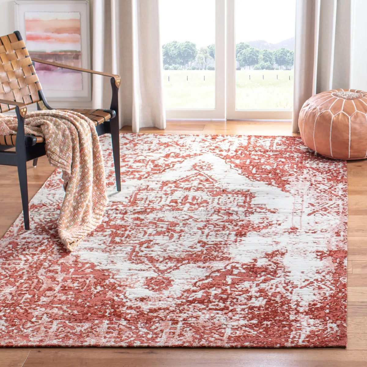 Safavieh Classic Vintage 5'-0" x 8'-0" Rug in Rust / Ivory
