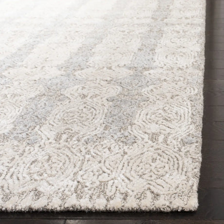 Safavieh Glamour 4'-0" x 6'-0" Rug in Grey / Ivory