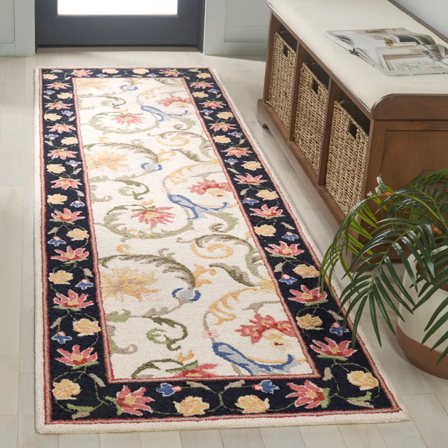 Safavieh Chelsea 2'-6" x 8'-0" Rug in Ivory / Black