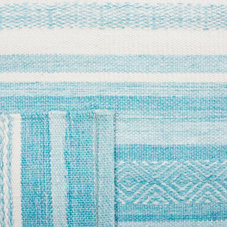 Safavieh Striped Kilim 4'-0" x 6'-0" Rug in Turquoise / Ivory