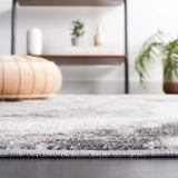 Safavieh Opal 4'-0" x 6'-0" Rug in Ivory / Grey