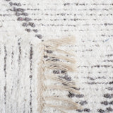 Safavieh Casablanca 4'-0" x 6'-0" Rug in Ivory / Grey