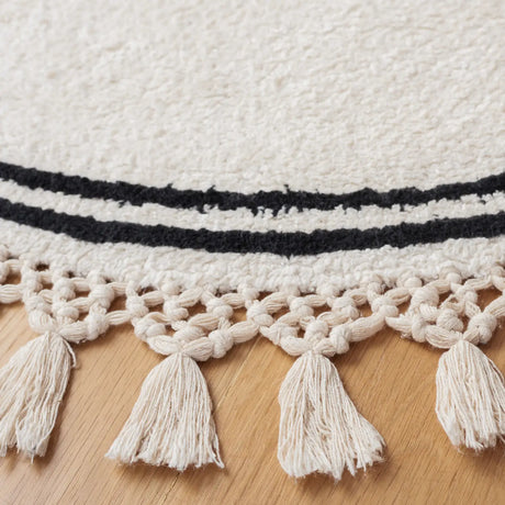 Safavieh Easy Care 3'-0" x 3'-0" Rug in Ivory