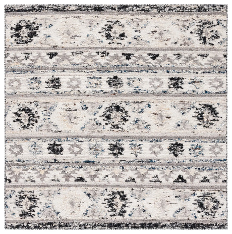 Safavieh Manhattan 6'-0" x 6'-0" Rug in Ivory / Black