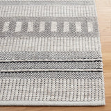 Safavieh Natura 3'-0" x 5'-0" Rug in Grey / Black