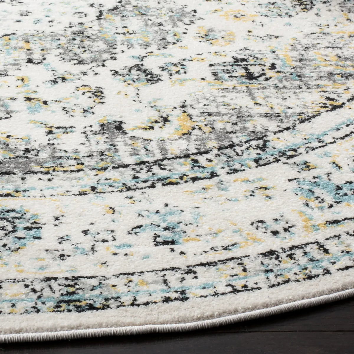 Safavieh Evoke 6'-7" x 6'-7" Rug in Grey / Gold