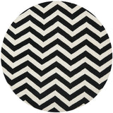 Safavieh Chatham 5'-0" x 5'-0" Rug in Ivory / Black