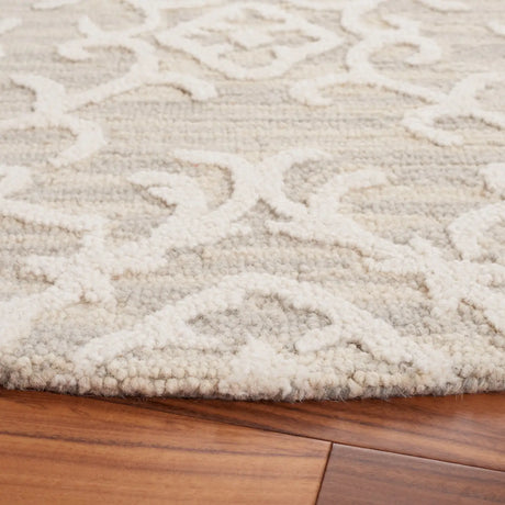 Safavieh Blossom 6'-0" x 6'-0" Rug in Grey / Ivory