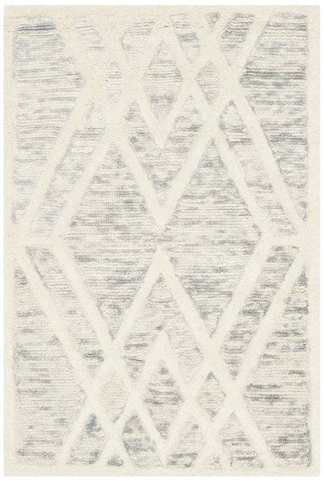 Safavieh Cambridge 2'-0" x 3'-0" Rug in Grey / Ivory