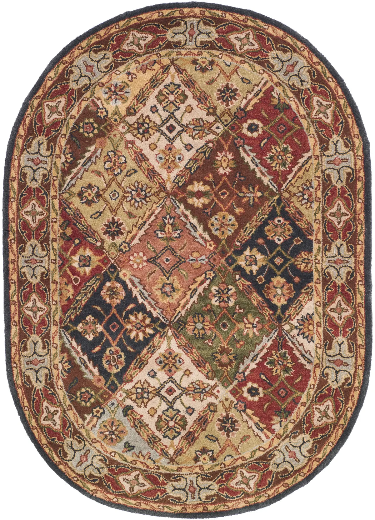 Safavieh Heritage 4'-6" x 6'-6" Rug in Green / Red