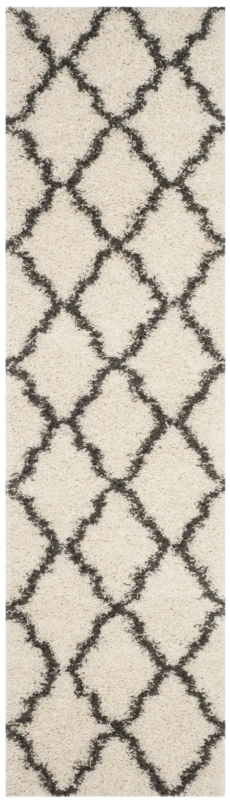 Safavieh Sgd-Dallas Shag 2'-3" x 10'-0" Rug in Ivory / Dark Grey