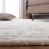 Safavieh Royalty 8'-0" x 10'-0" Rug in Cream / Light Grey
