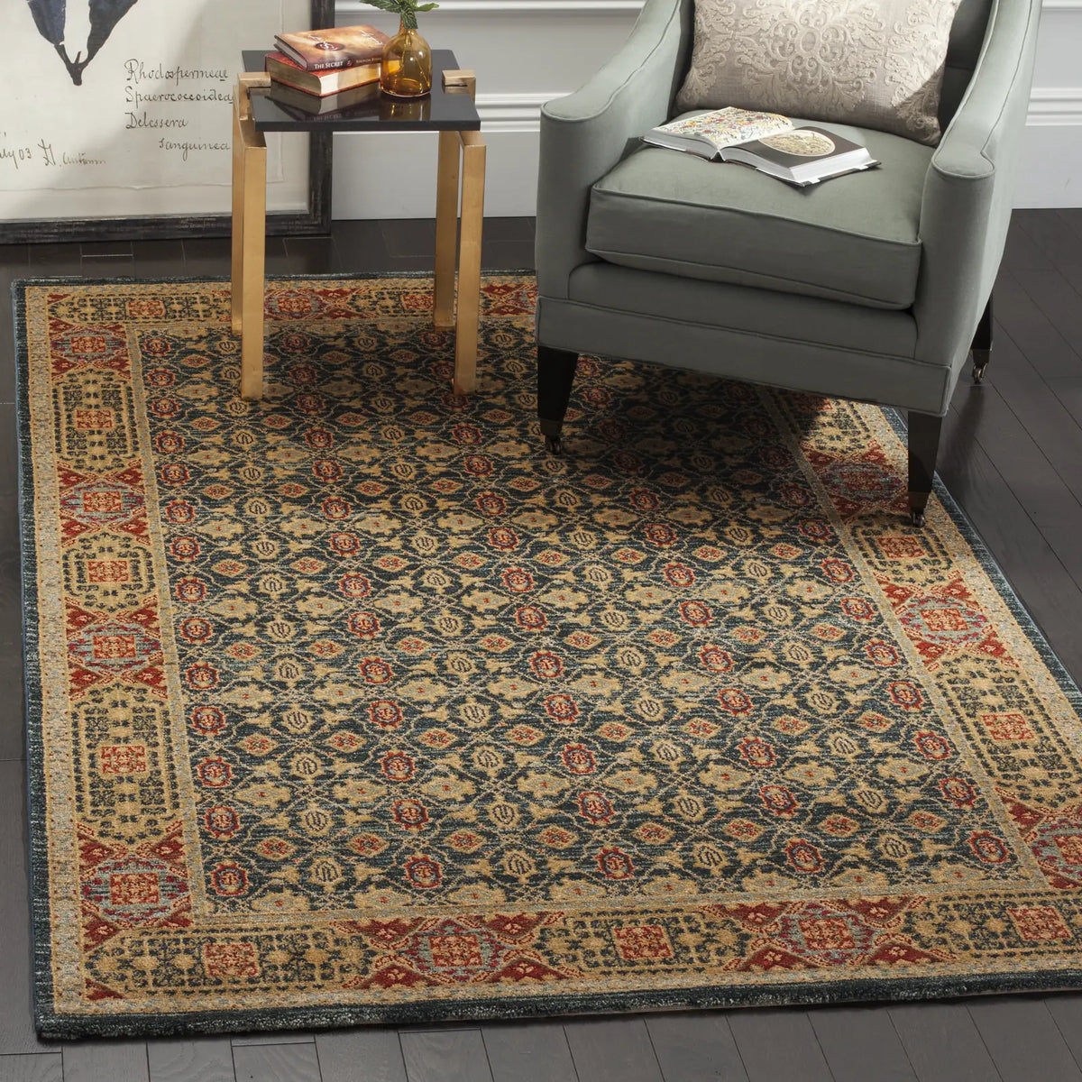 Safavieh Mahal 5'-1" x 7'-7" Rug in Light Blue / Red
