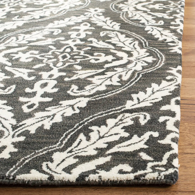 Safavieh Blossom 5'-0" x 8'-0" Rug in Charcoal / Ivory