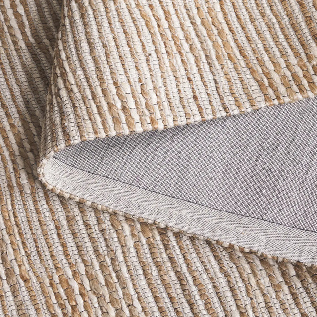 Safavieh Natural Fiber 4'-0" x 6'-0" Rug in Natural / Ivory
