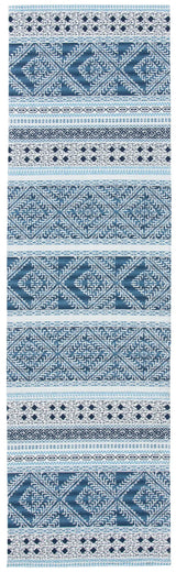 Safavieh Classic Vintage 2'-3" x 8'-0" Rug in Blue