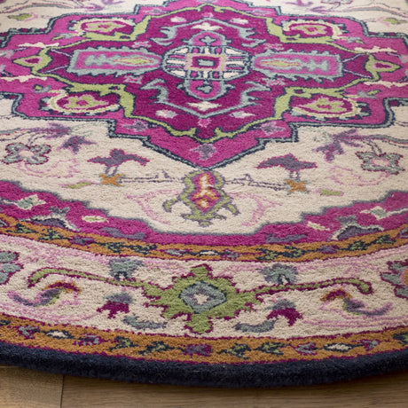 Safavieh Bellagio 5'-0" x 5'-0" Rug in Ivory / Pink