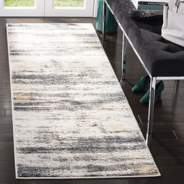 Safavieh Adirondack 2'-6" x 8'-0" Rug in Light Grey / Black
