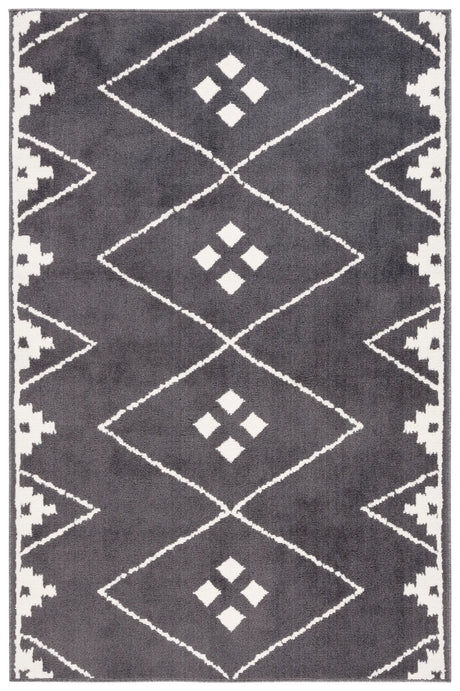Safavieh Pyramid 4'-5" x 6'-5" Rug in Charcoal / Ivory