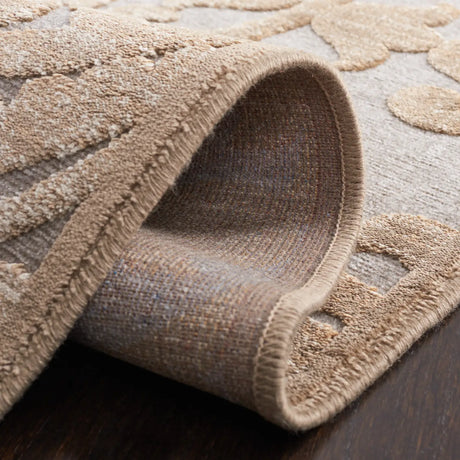 Safavieh Paradise 5'-3" x 7'-6" Rug in Mouse