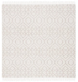 Safavieh Montauk 6'-0" x 6'-0" Rug in Brown / Beige