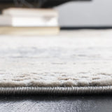 Safavieh Invista 4'-0" x 6'-0" Rug in Cream / Grey